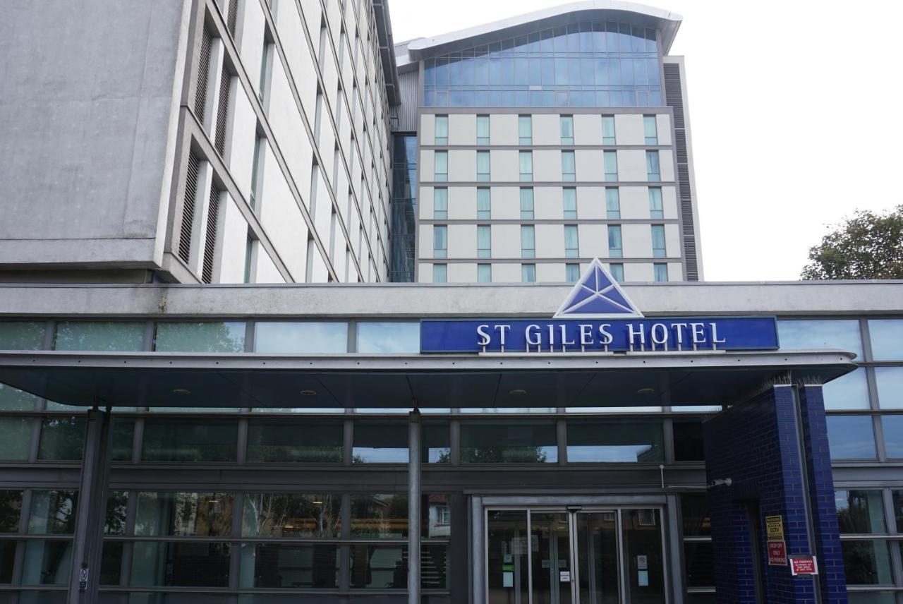 St Giles Heathrow - A St Giles Hotel Feltham Exteriér fotografie
